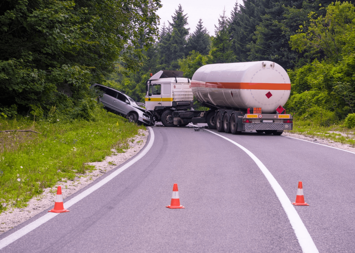 6 Hidden Injuries to Look Out for After a Semi Truck Crash
